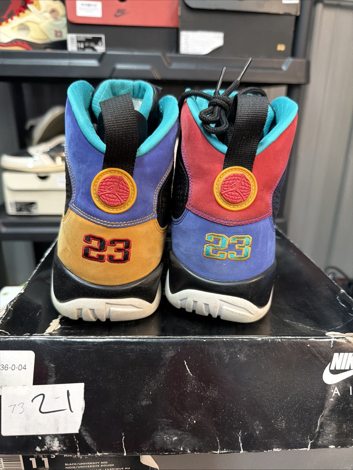Men's Size 11.5 - Jordan 9 Retro Dream It Do It Black University Gold 302370-065 - product image from the listing.