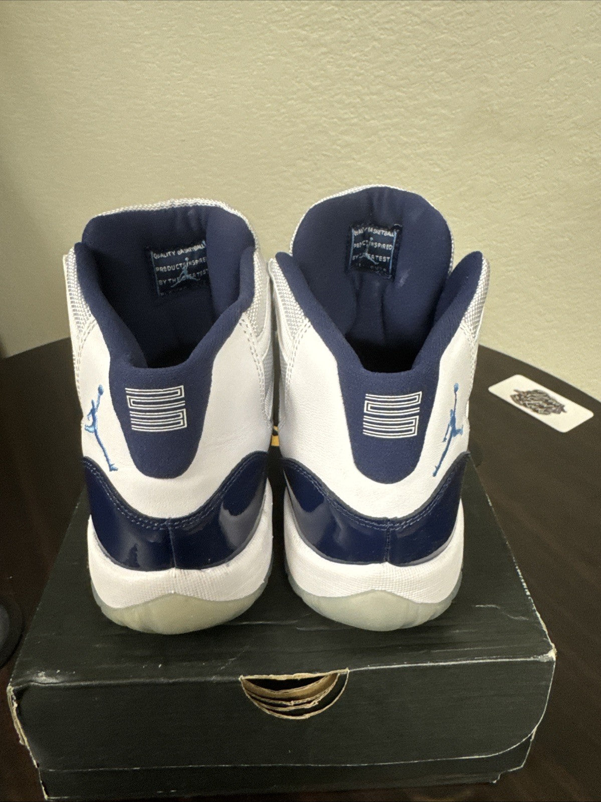 XI Retro Youth Win Like 82 White Blue Size 5Y | Worn Once - Nike Air Jordan 11 - product image from the listing.