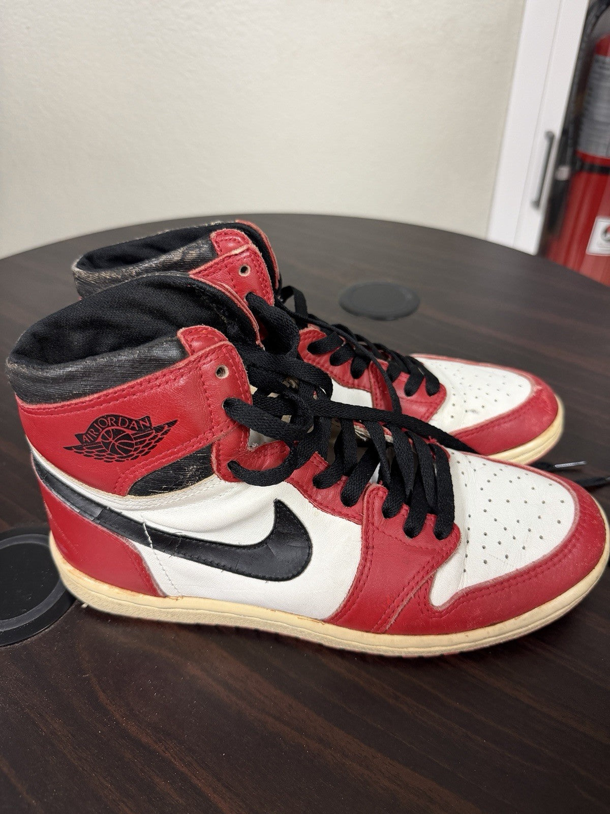 1985 Chicago🦄 - Air Jordan 1 - product image from the listing.
