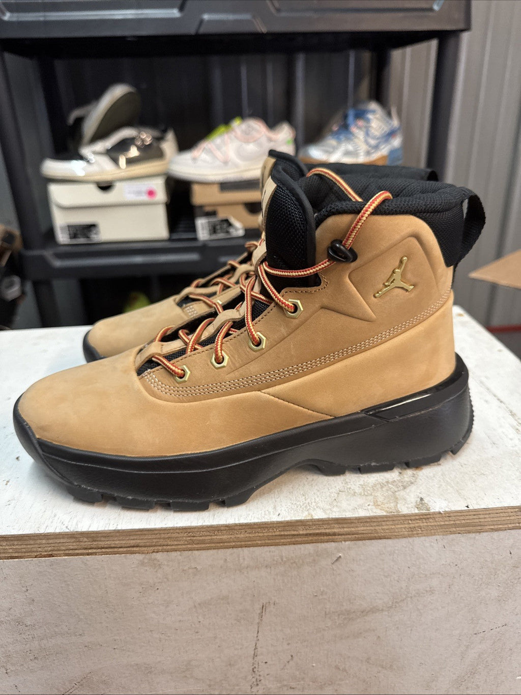 Jordan City Boots ~ Flax Black | Comes With Replacement Box - Size 8 - product image from the listing.