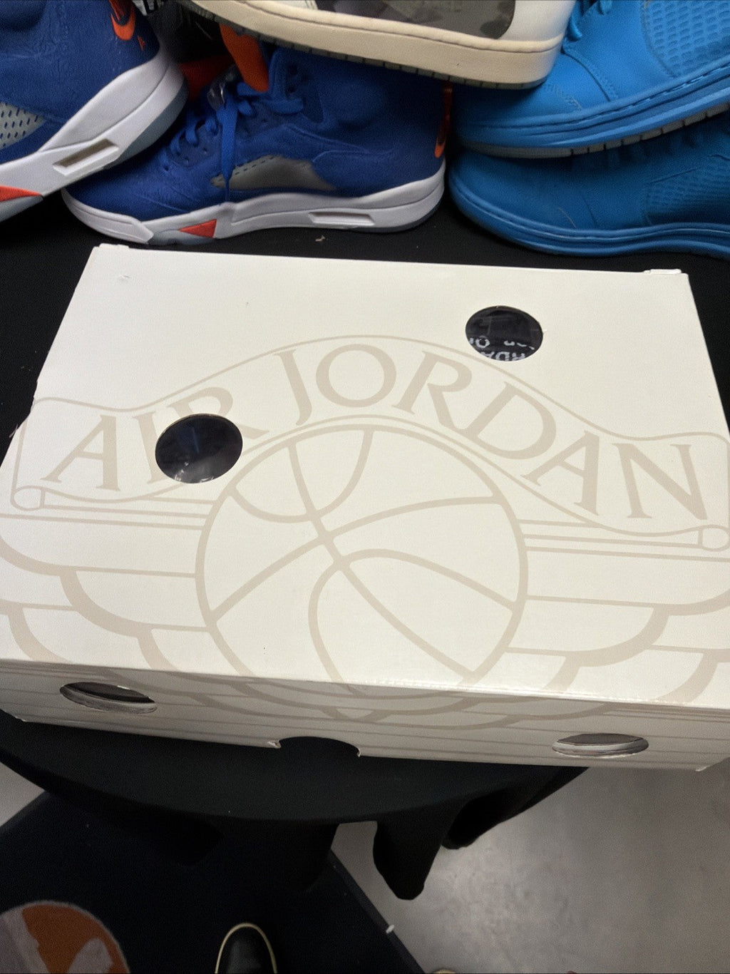 Off-White x Air Jordan 2 Retro SP Low Black Varsity Royal DJ4375 004 Size 9 Used - product image from the listing.