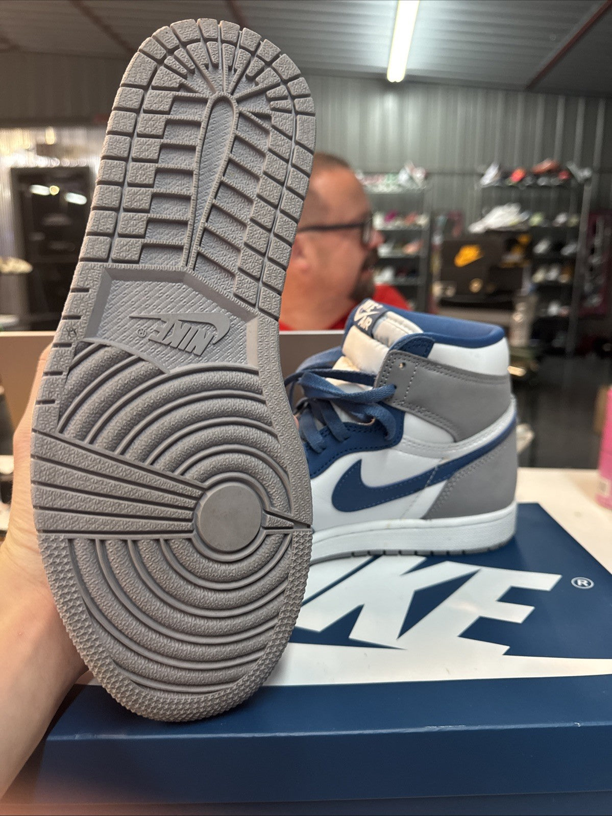 Nike Air Jordan 1 High Blue/White - Size 8 - product image from the listing.