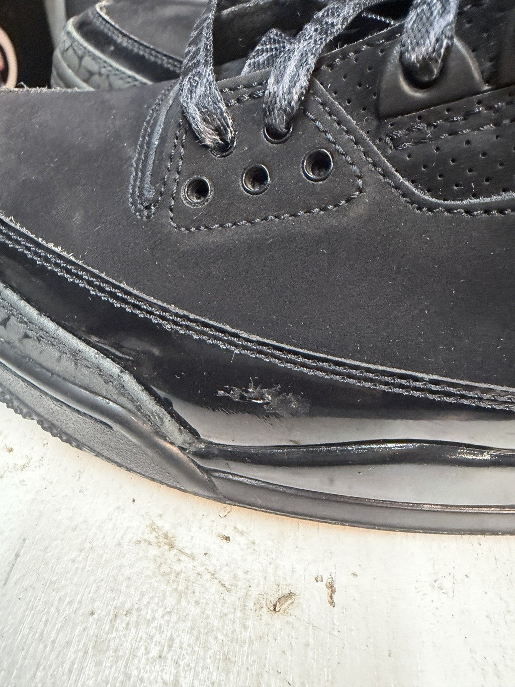 Black Cat 2025 CT8532-001 Size 9 - Air Jordan 3 Retro - product image from the listing.