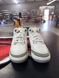 Nike Air Jordan 3 Retro Elephant Print | Replacement Box - Size 6.5y - product image from the listing.