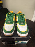 QUEENS AIR FORCE ONE *LIMITED EDITION**CLARK KENT Trainers* - product image from the listing.