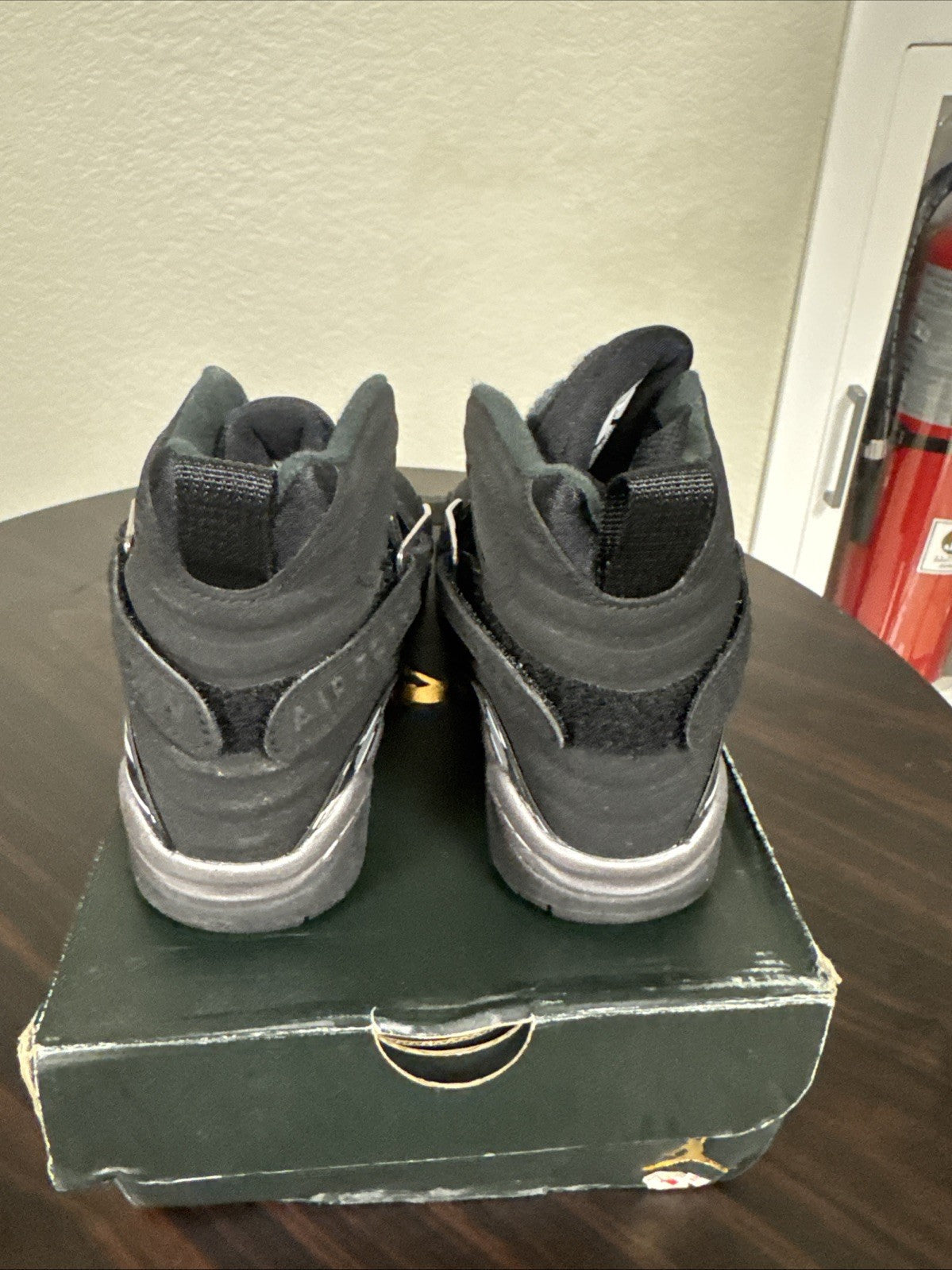 Nike Air Jordan 8 Retro BG Chrome 2015 - Size 5Y - product image from the listing.