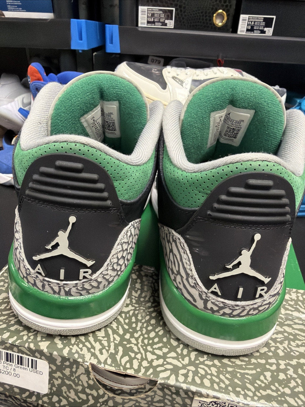 Jordan 3 Retro Mid Pine Green - Size 8 - product image from the listing.