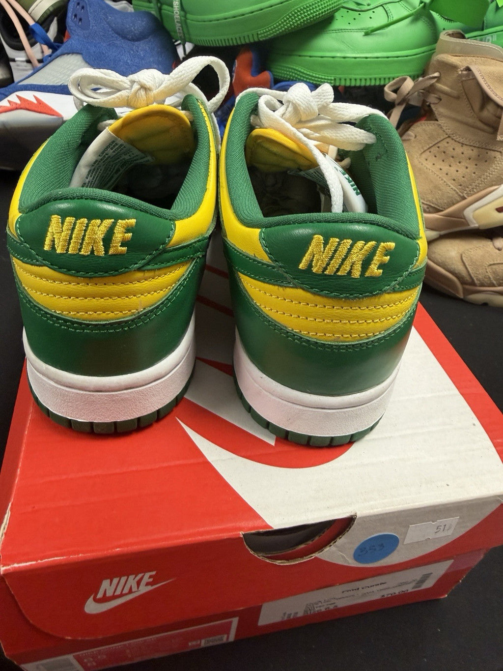 Men's Nike Dunk Low SP 'Brazil' 2020 CU1727-700 Shoes (333) - product image from the listing.