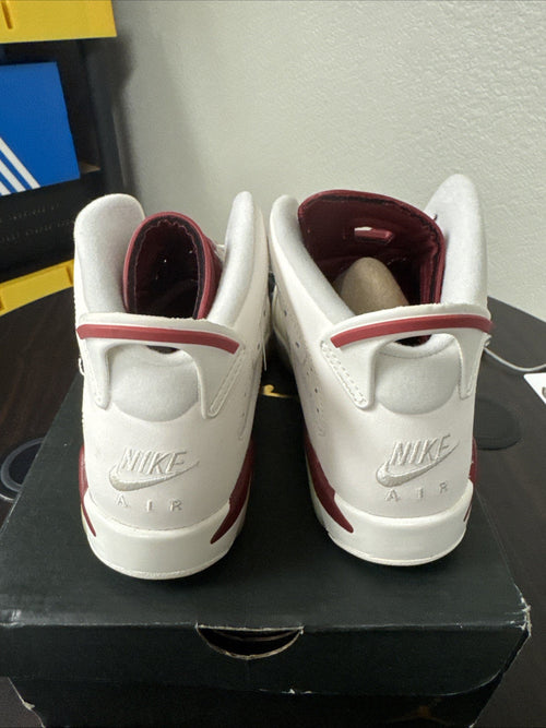 "2015" Size 5Y - NIKE AIR JORDAN 6 RETRO OG BG MAROON - product image from the listing.