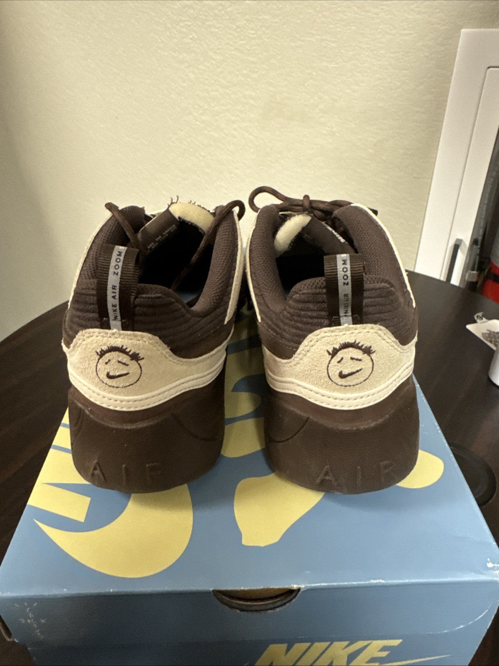 Travis Scott x Nike Zoom Field Jaxx Leche Blue - Size 11.5 - product image from the listing.
