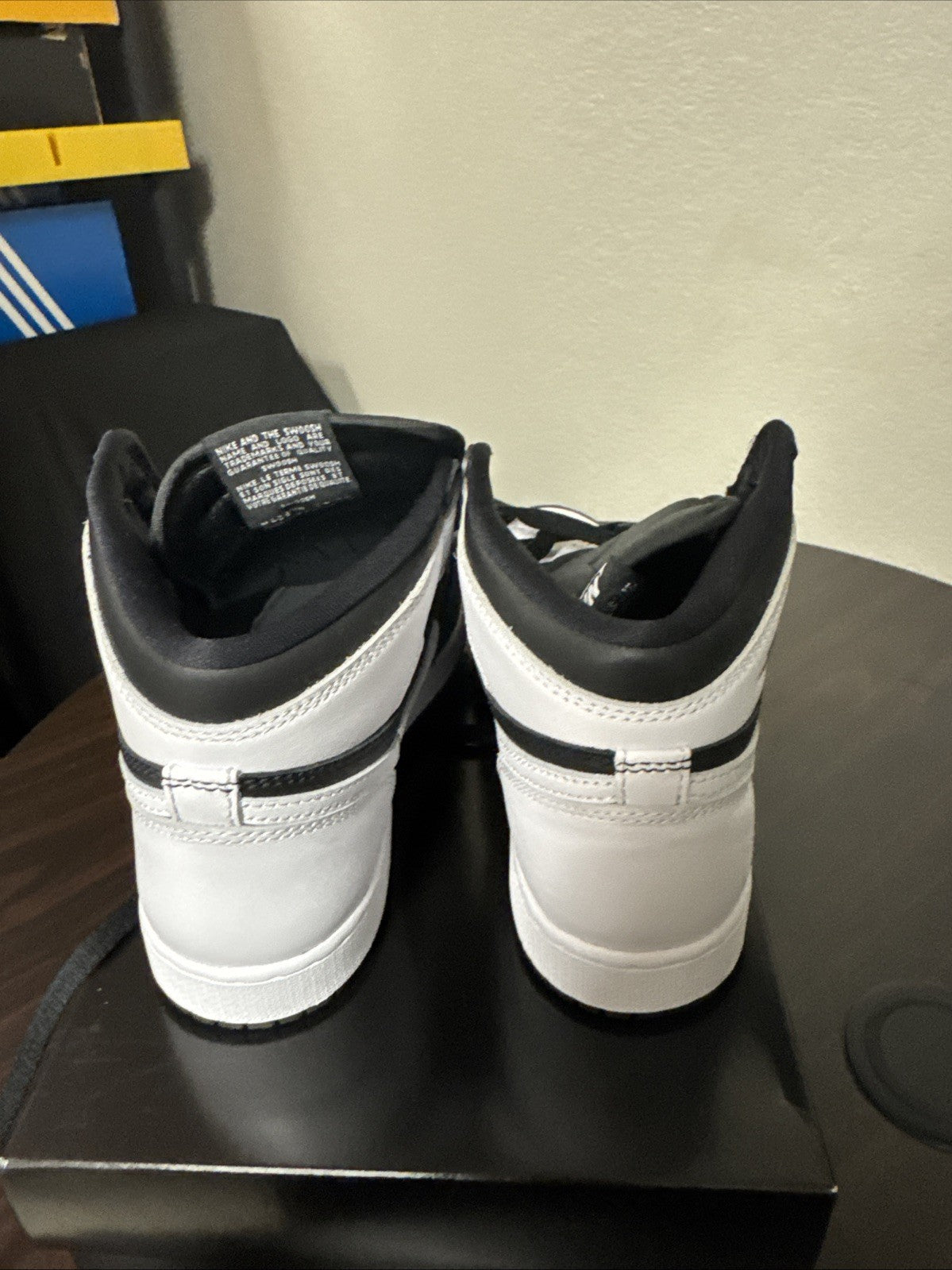 "Black White" Air Jordan Air Jordan 1 Retro High OG GS Size 5.5y | No Box - product image from the listing.