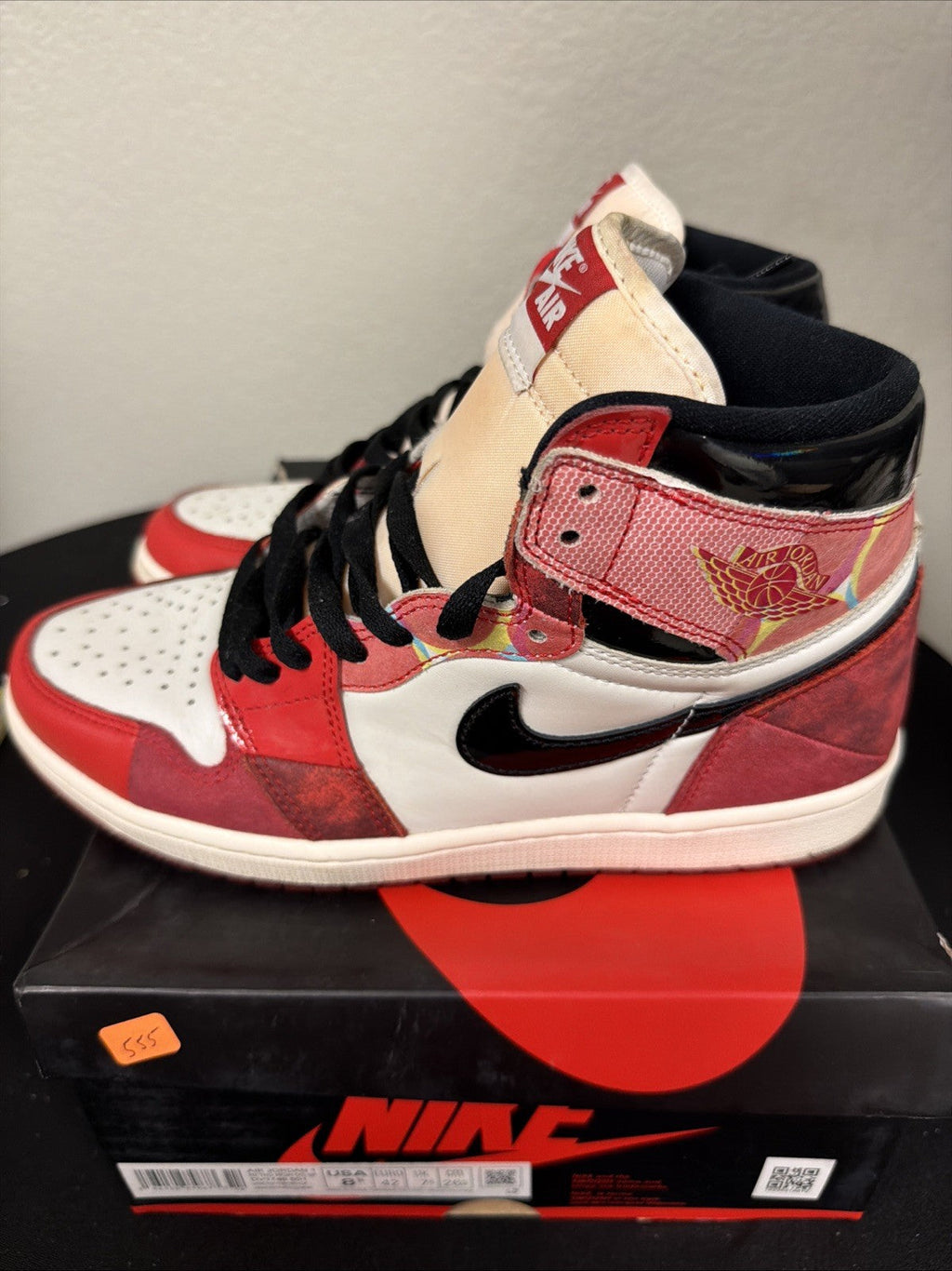 Jordan 1 Retro OG x Marvel High Next Chapter - Size 8.5 - product image from the listing.