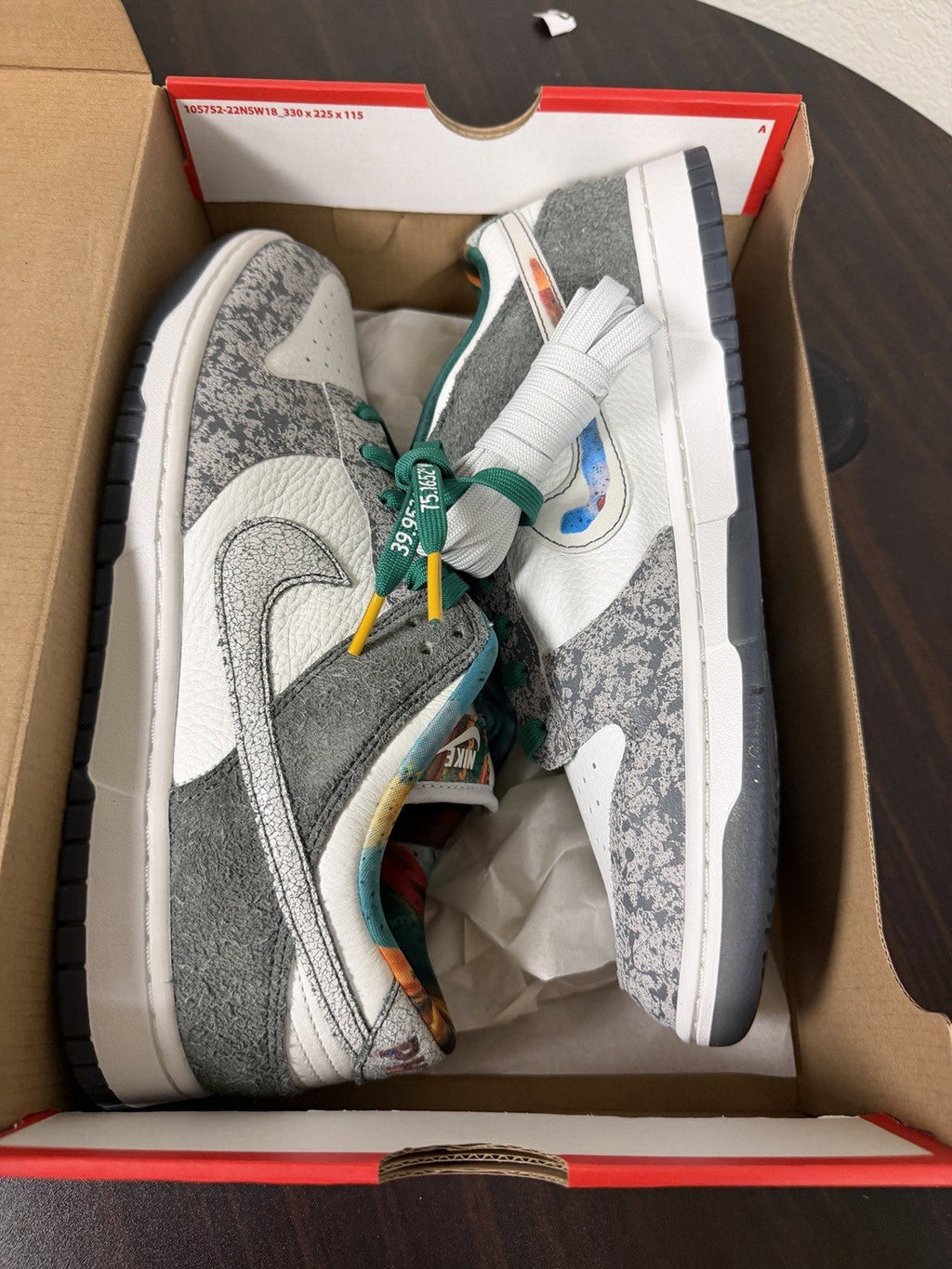 Men's Nike Dunk Low Premium "PHILLY" HF4840-068 size 11 US - product image from the listing.