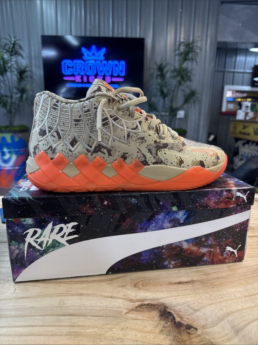 PUMA MELO MB.01 Digital Camo | Wore Once - Size 14 - product image from the listing.