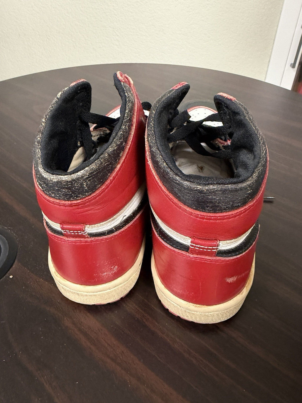 1985 Chicago🦄 - Air Jordan 1 - product image from the listing.