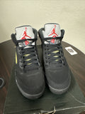 2016 jordan black metallic 5 size 5y - product image from the listing.