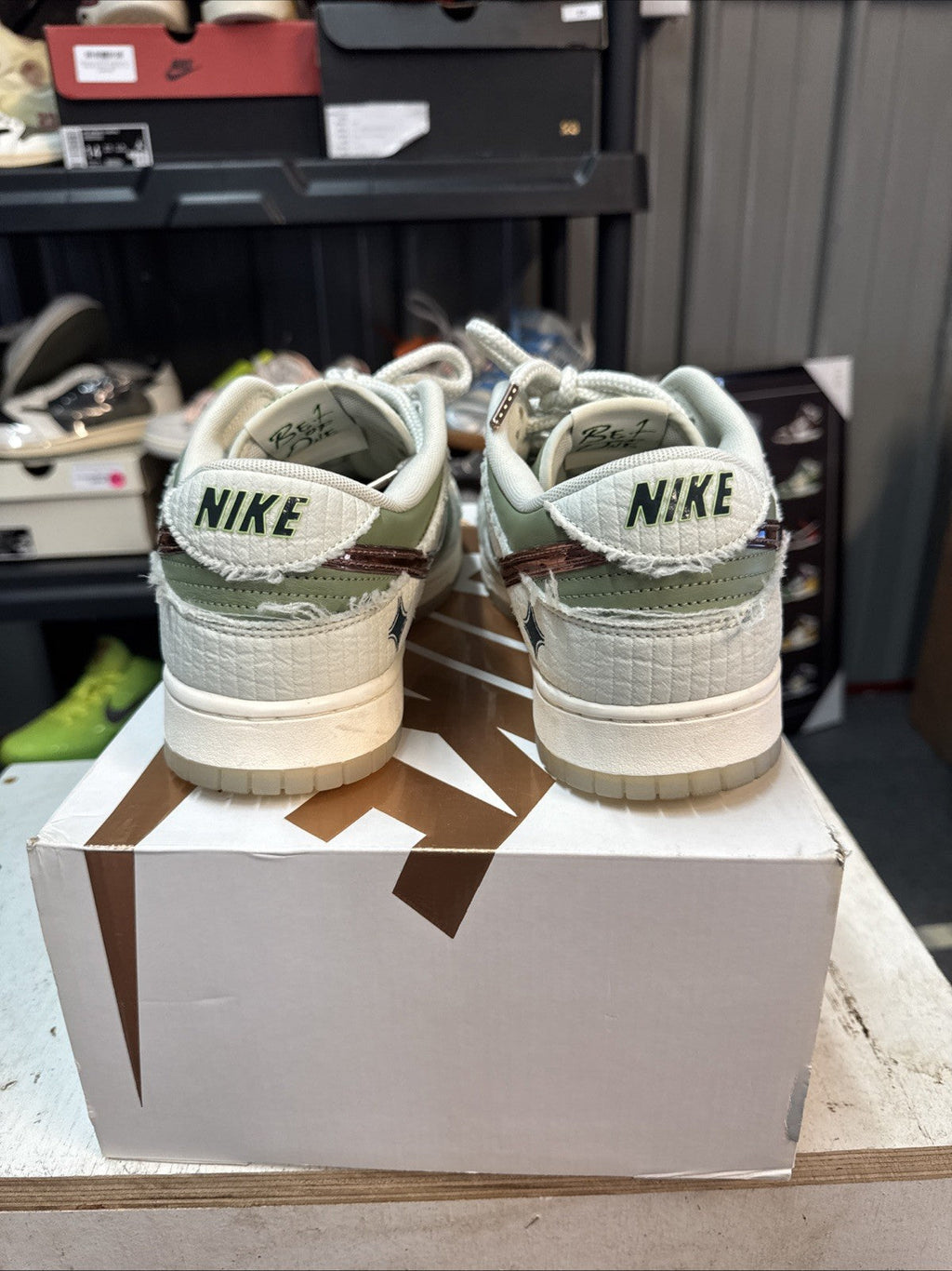 "Be 1 Of One" Size 13 - Nike Dunk Low PRM x Kyler Murray Green - product image from the listing.