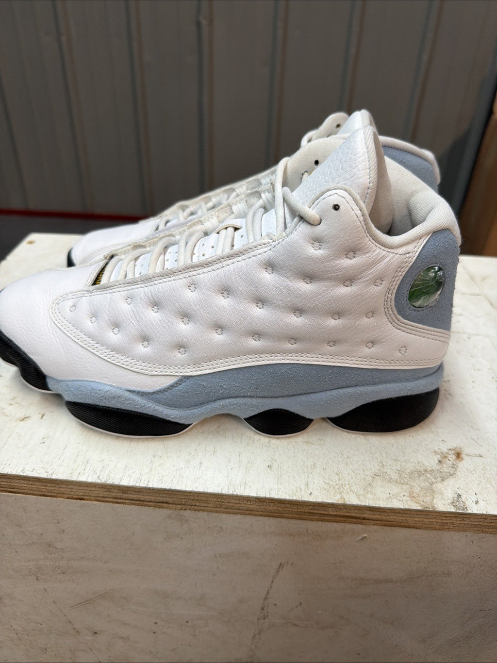 "Blue Grey" Air Jordan Air Jordan 13 Retro 414571-170 Size 9.5 - product image from the listing.
