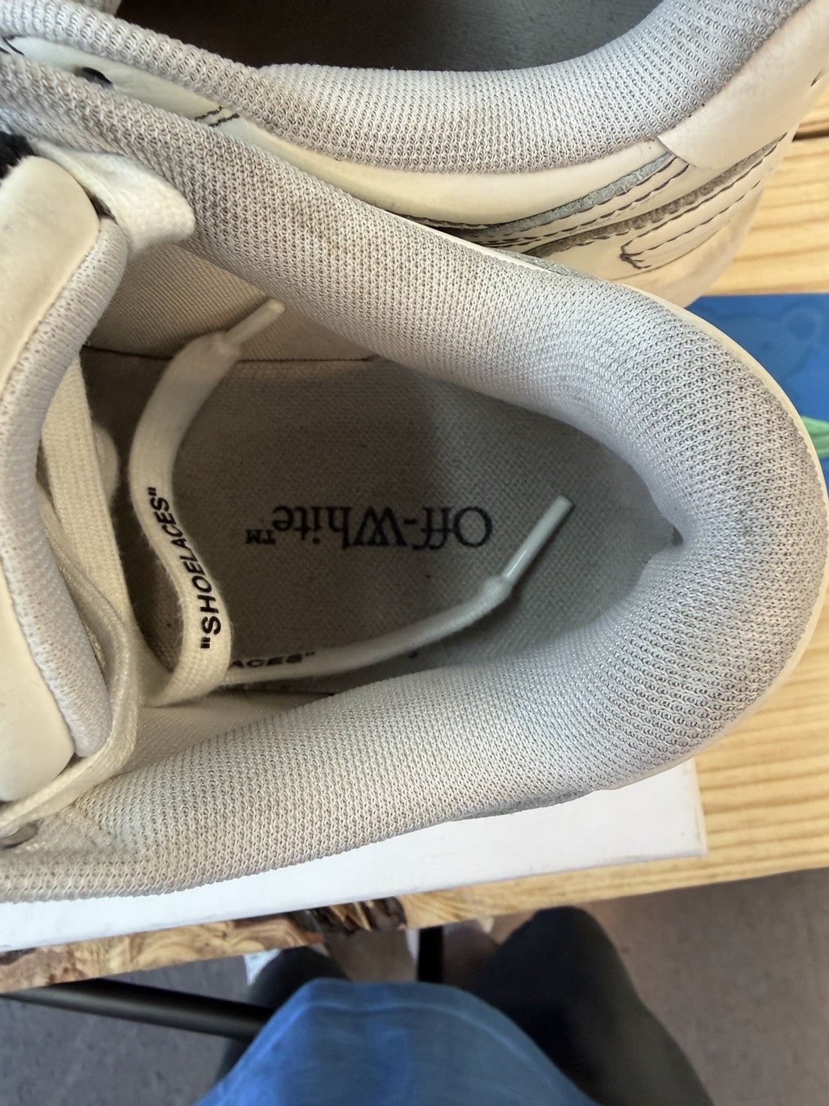NEW! Off White Out-Of-Office Black on White Trainers Shoes Size 39 (7) - product image from the listing.