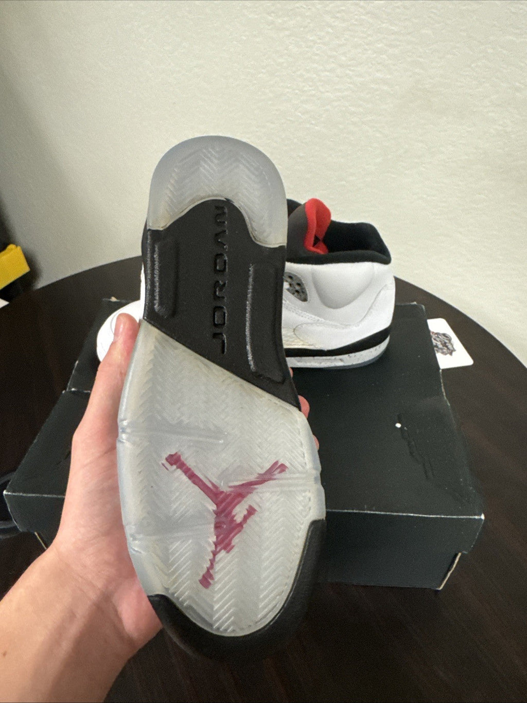 Jordan 5 Retro White Cement (GS) - Size 5Y - product image from the listing.