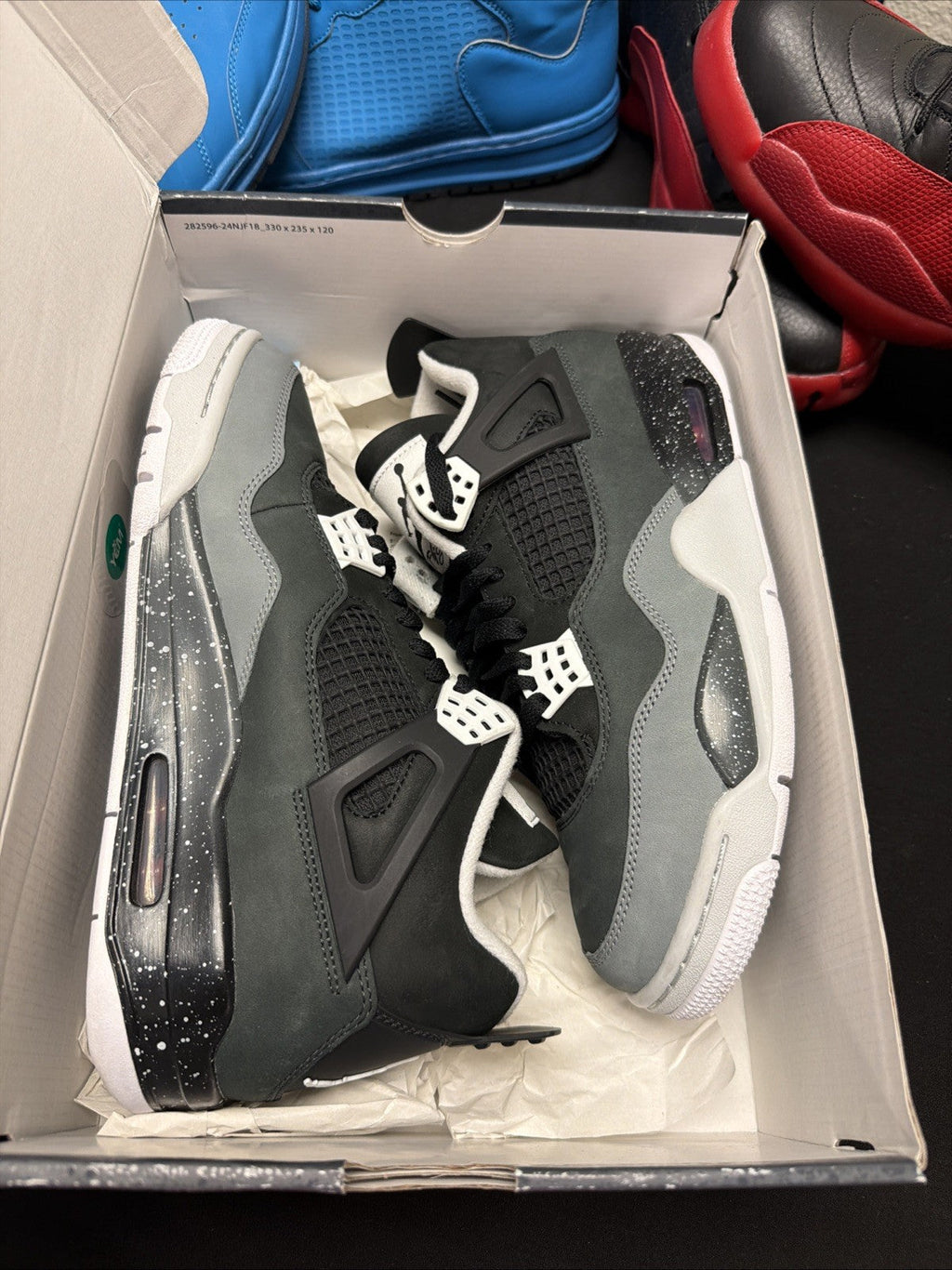 Air Jordan 4 Retro 2024 Fear - Size 9 - product image from the listing.