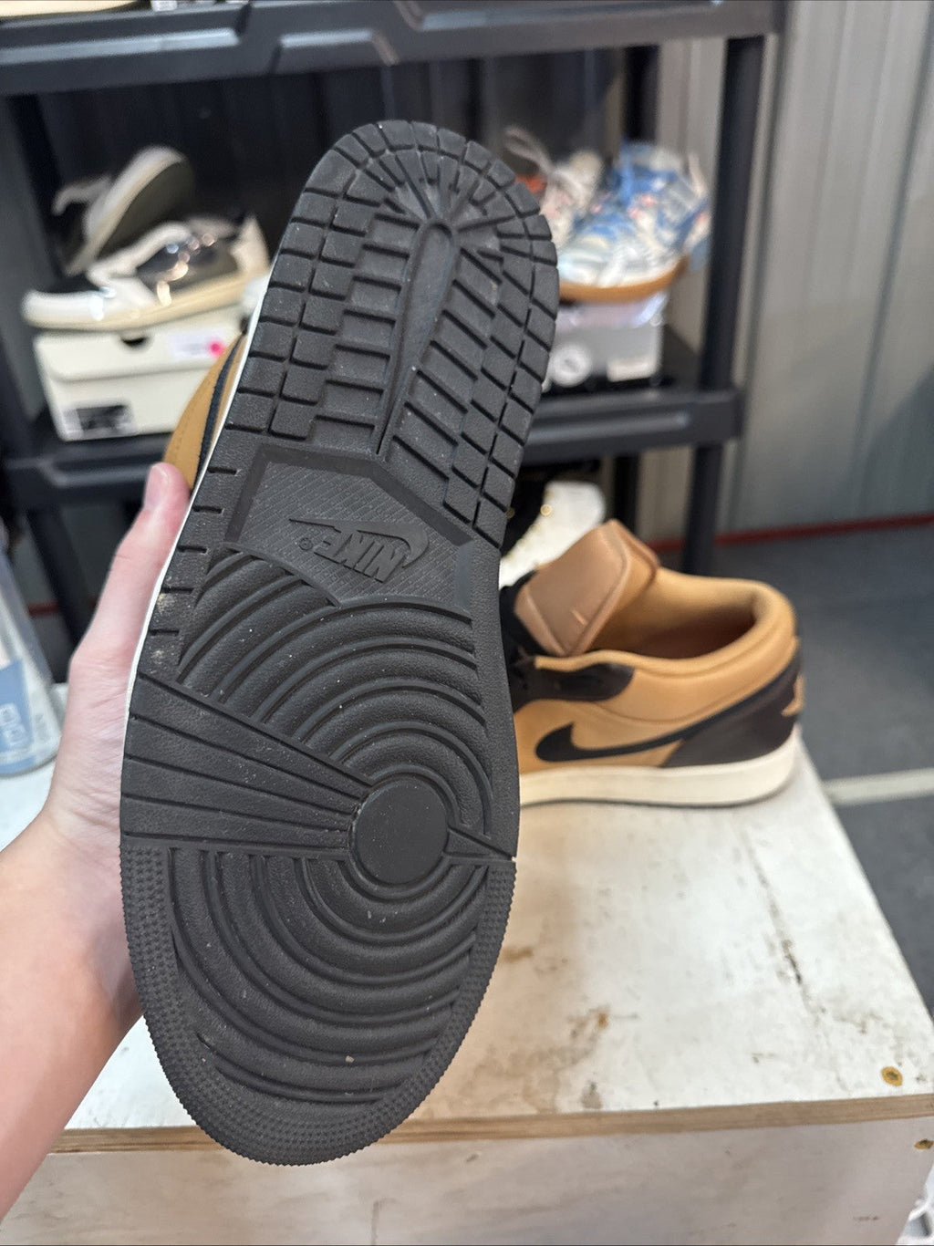 Air Jordan 1 SE Low Flax Baroque Brown | Replacement Box - Size 11 - product image from the listing.