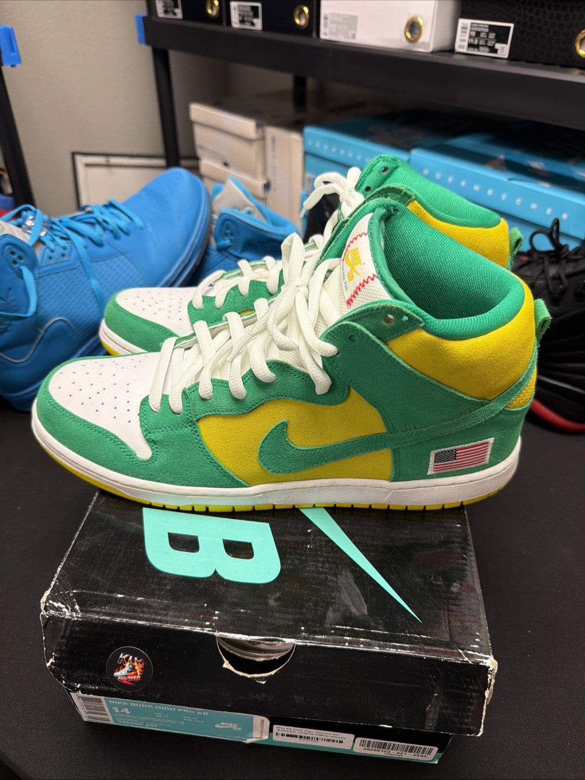 Nike SB Dunk High Pro SB Oakland Athletics 305050-337 Preowned - Size 14 - product image from the listing.