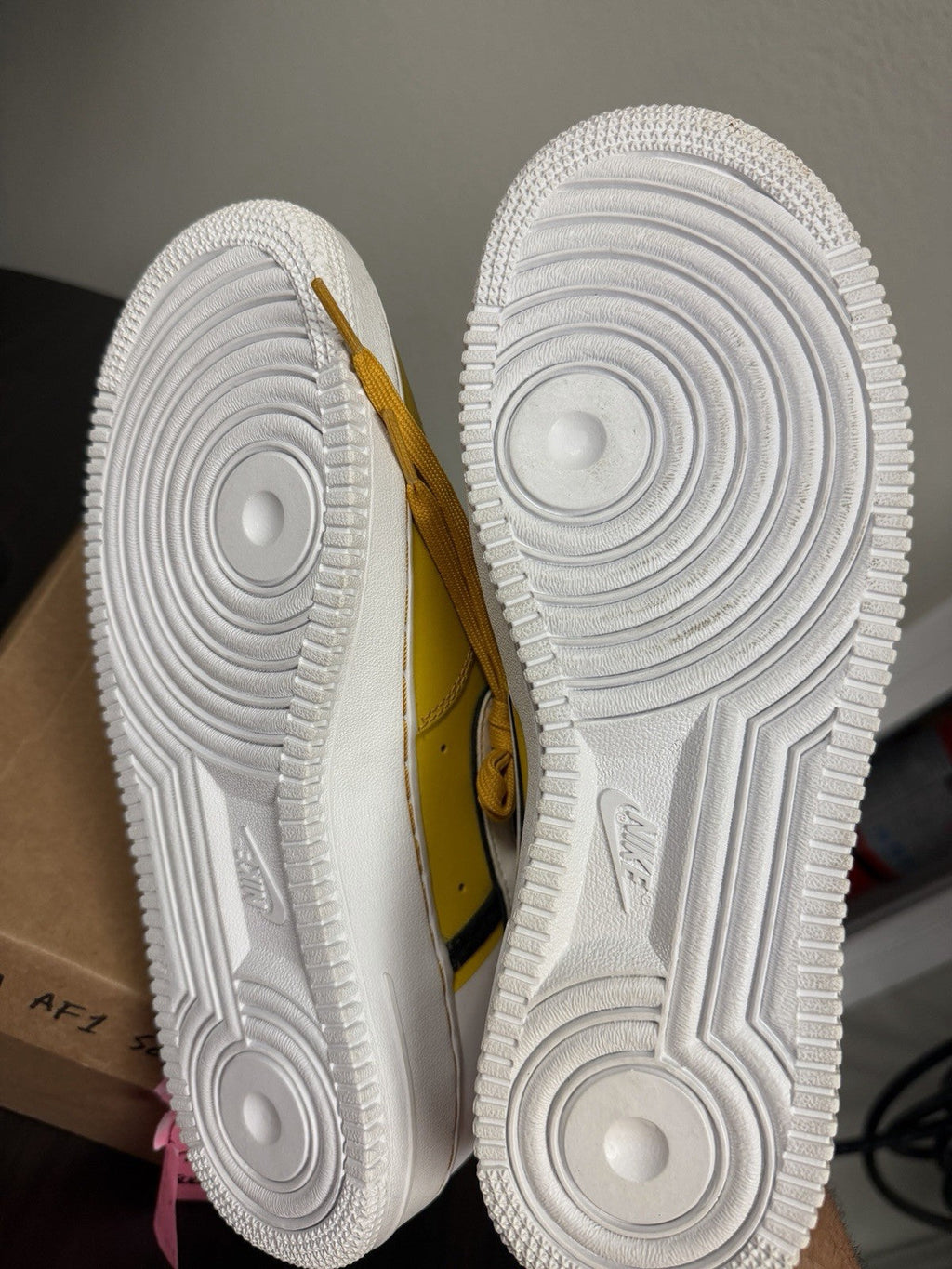 "Dark Sulfur" Nike Air Force 1 Low '07 LV8 CI0061-700 Shoes SAMPLE PAIR!!! - product image from the listing.