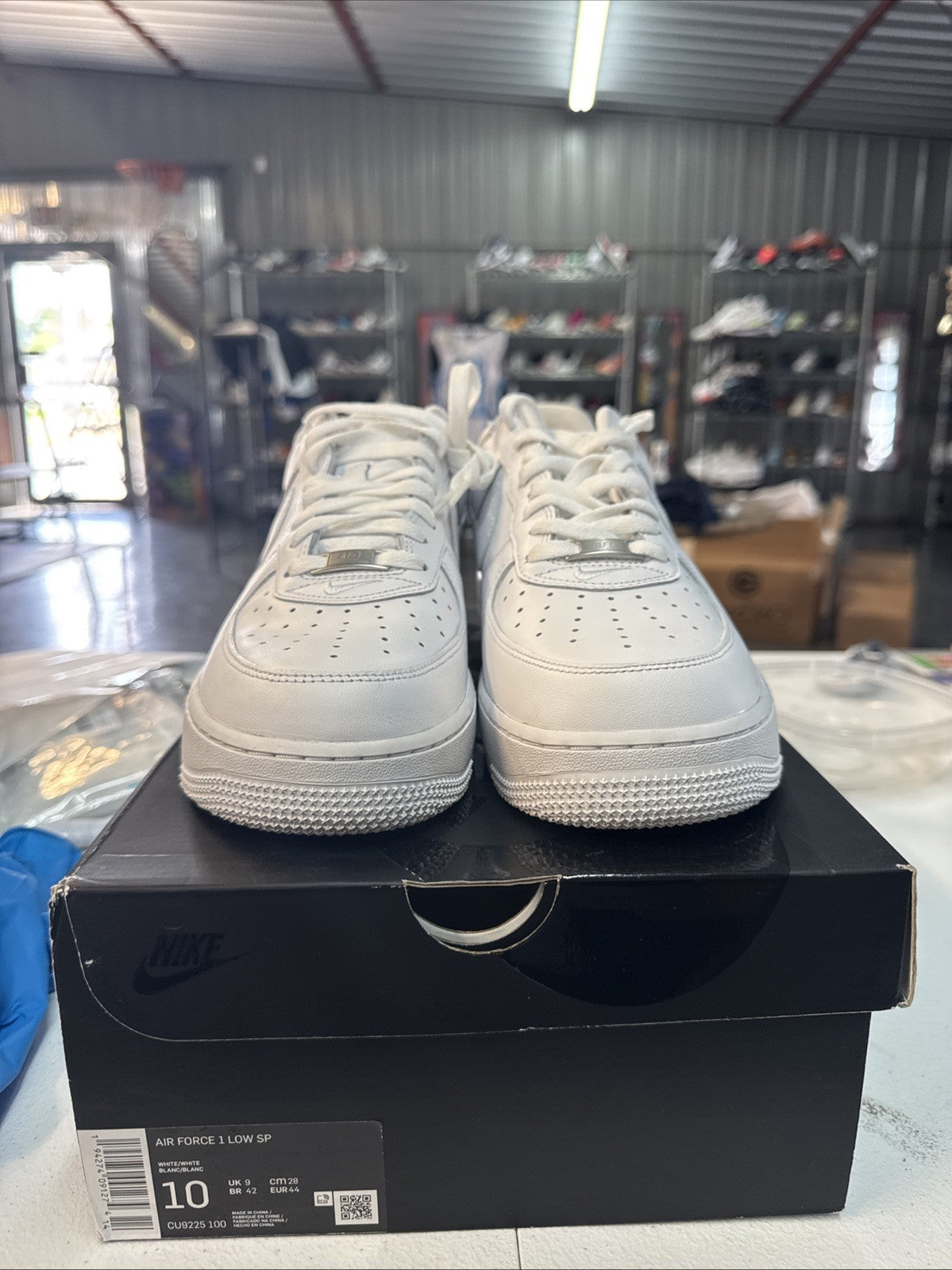 Nike Air Force 1 Low Supreme Box Logo White/White 2020 - Size 10 - product image from the listing.