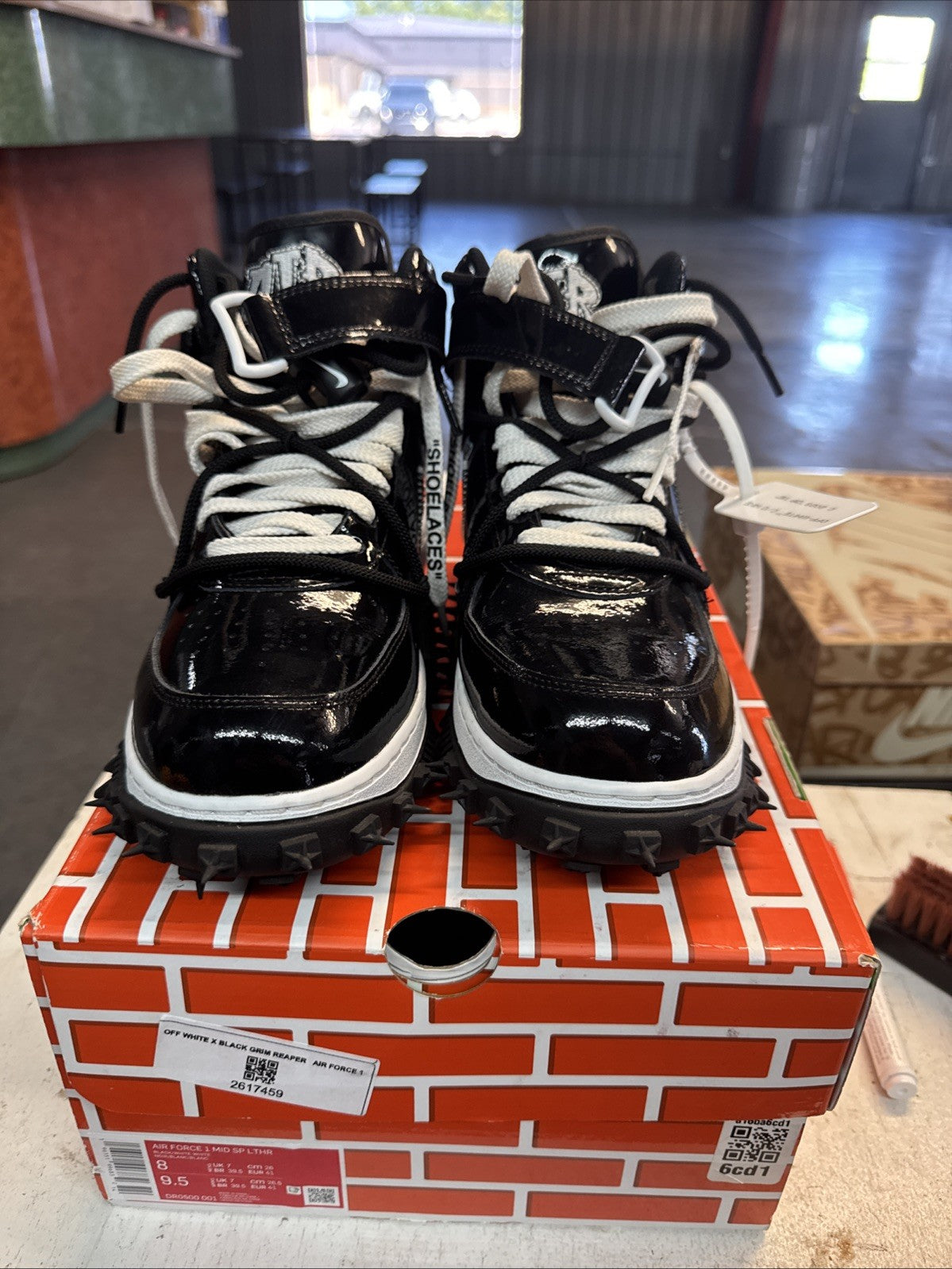Nike Air Force 1 Mid x Off-White Sheed - Size 8 - product image from the listing.