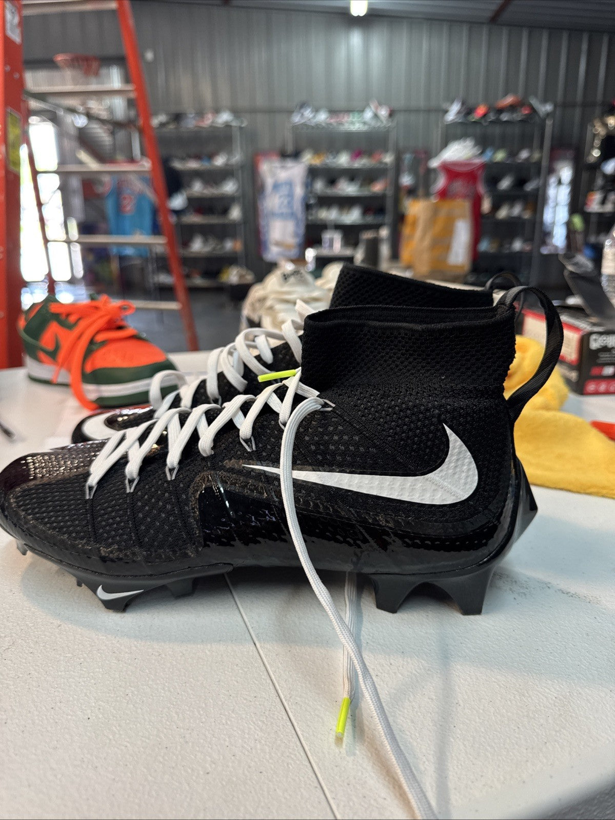 Nike Vapor Edge 360 Untouchable Football Cleats | Replacement Box - Size 9.5 - product image from the listing.