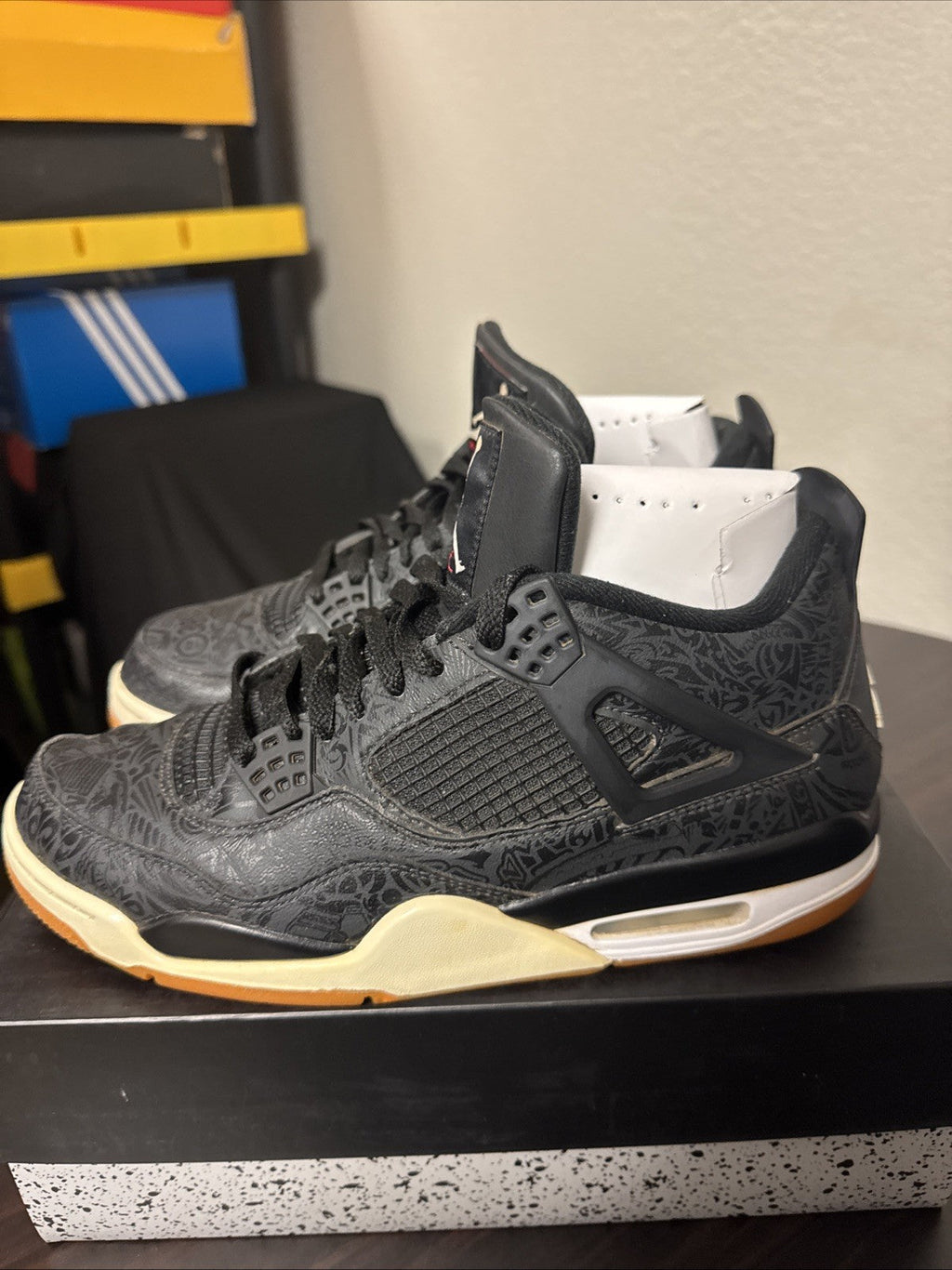 Men's 2019 Air Jordan 4 Retro Black Laser Gum CI1184-001 Size 10.5 - Worn Once - product image from the listing.