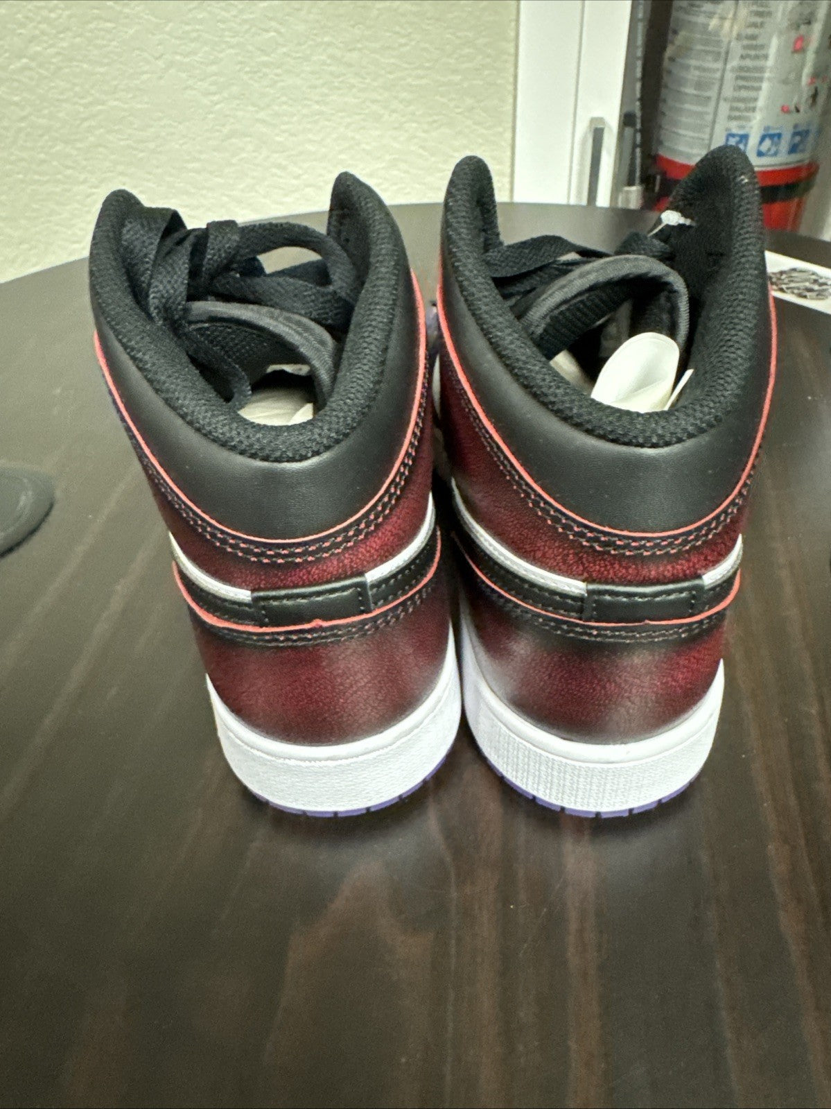 Air Jordan 1 Mid SE True | Brand New No Box - Size 7y - product image from the listing.