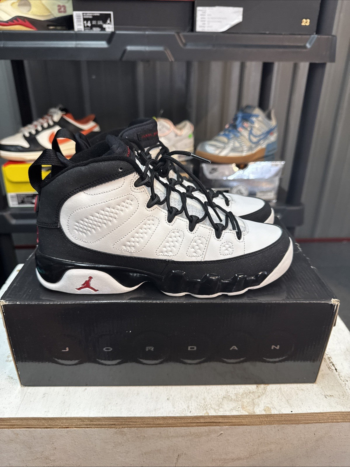 Retro 9 Jordans white black size 7y - product image from the listing.