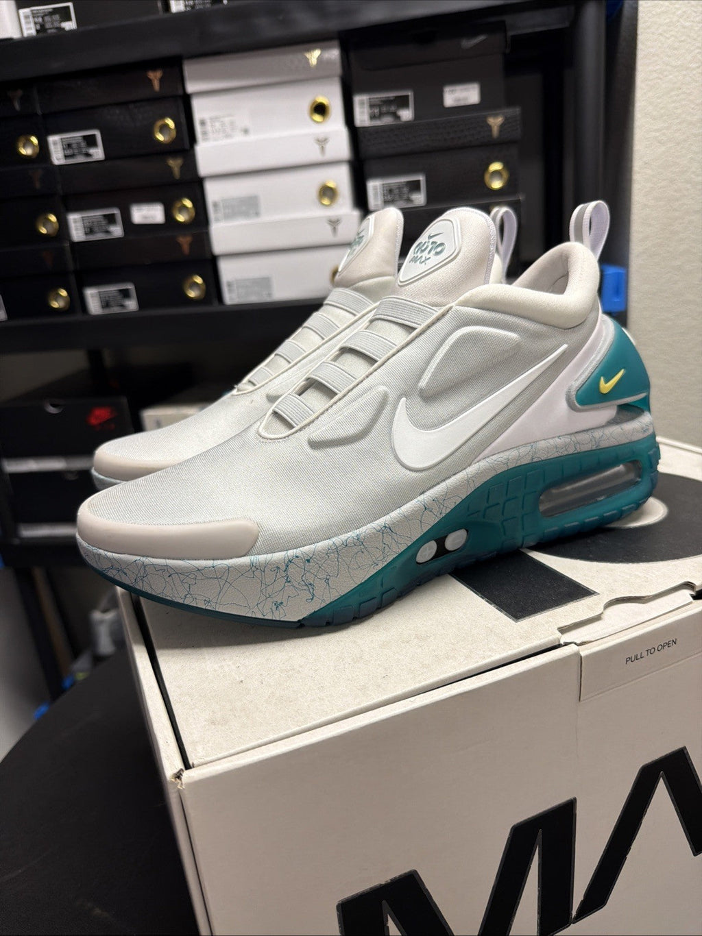 Size 10.5- Nike Adapt Auto Max Jetstream - product image from the listing.