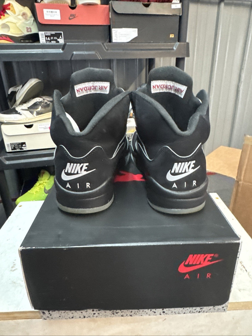 "BLACK METALLIC REIMAGINED" Size 9.5 - Air Jordan 5 Retro - product image from the listing.