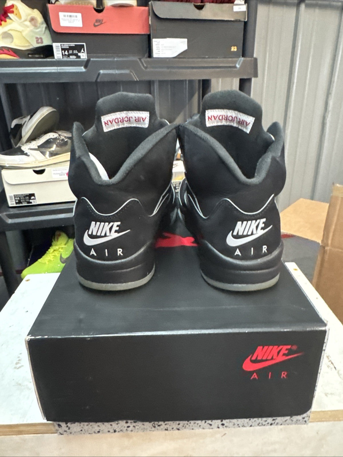 "BLACK METALLIC REIMAGINED" Size 9.5 - Air Jordan 5 Retro - product image from the listing.