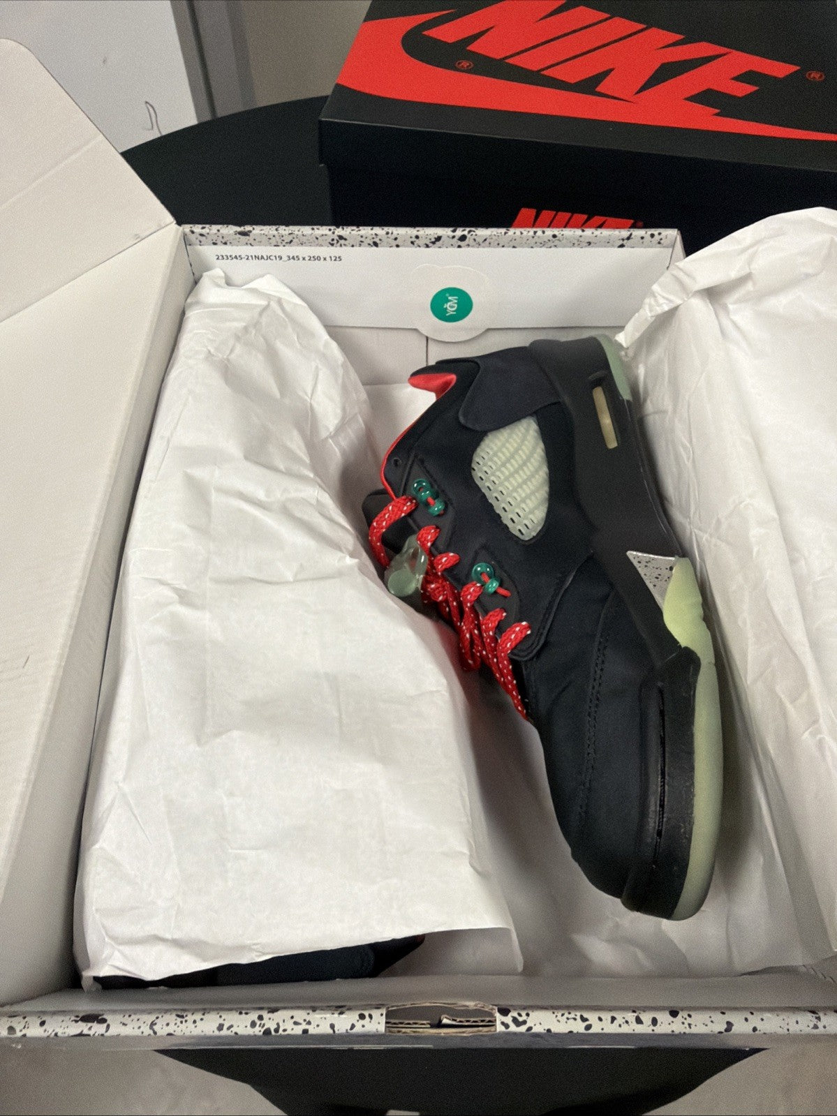 Men's Size 10.5 Jordan 5 Low x Clot Anthracite Black Lace Up Sneakers DM4640-036 - product image from the listing.