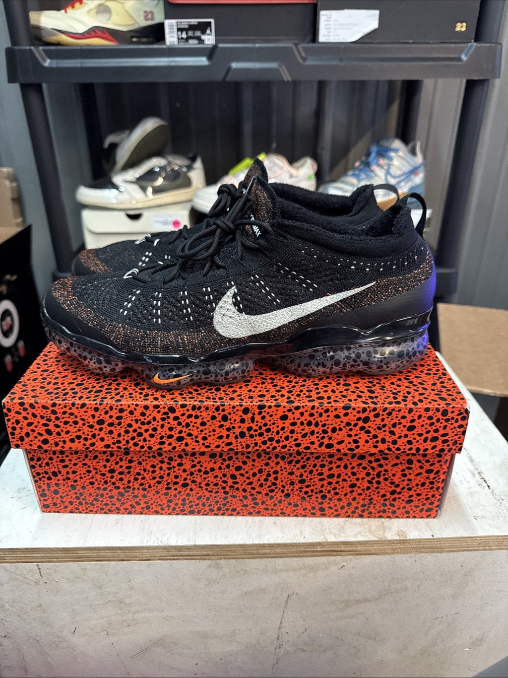 Nike Air Vapormax 2023 Flyknit Se Olympic Safari Black-Silver Size 13 - product image from the listing.