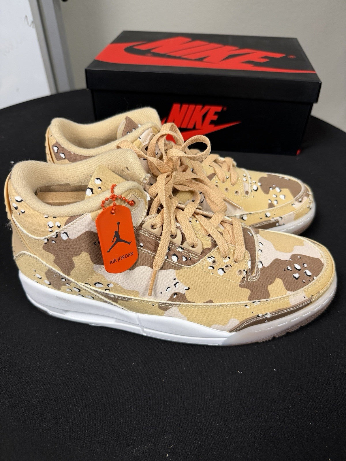 Women's Nike Air Jordan 3 Retro Tex Camo Size 7.5 | Men's 6.5 Shoes HM4301-200 - product image from the listing.