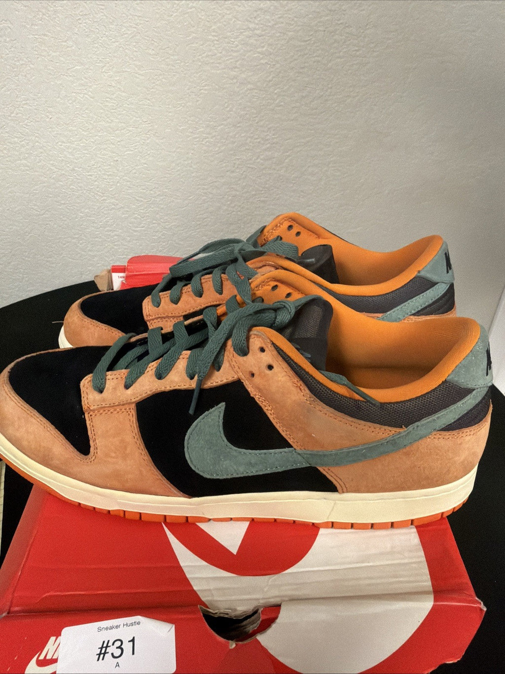 Nike Dunk Low SP Ugly Duckling Pack Ceramic DA1469-001 Preowned - Size 13 - product image from the listing.