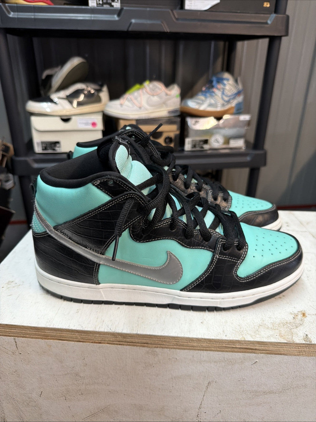 Nike SB Dunk High Premium x Diamond Supply Co. Tiffany 2014 - Size 13 - product image from the listing.