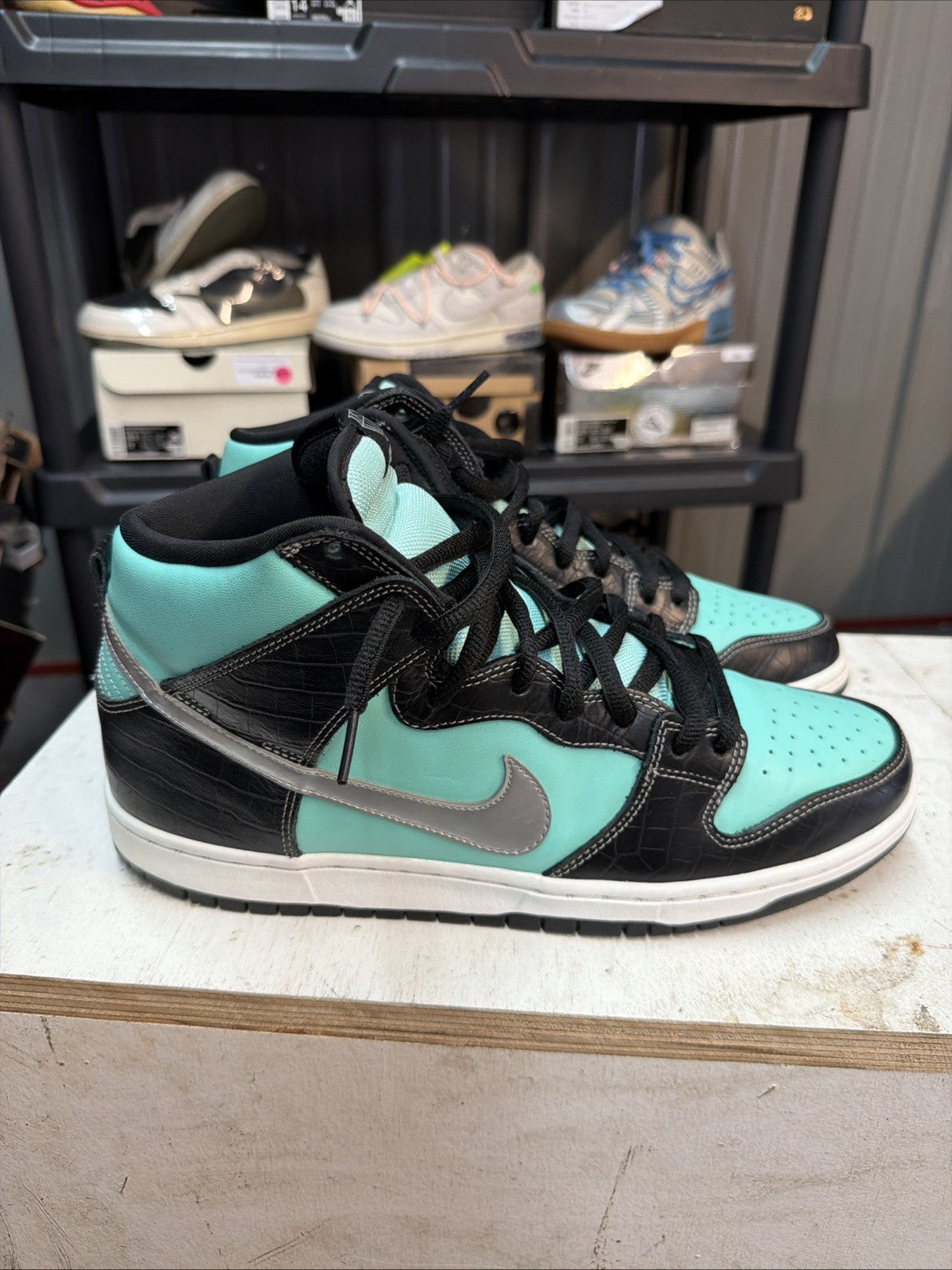 Nike SB Dunk High Premium x Diamond Supply Co. Tiffany 2014 - Size 13 - product image from the listing.