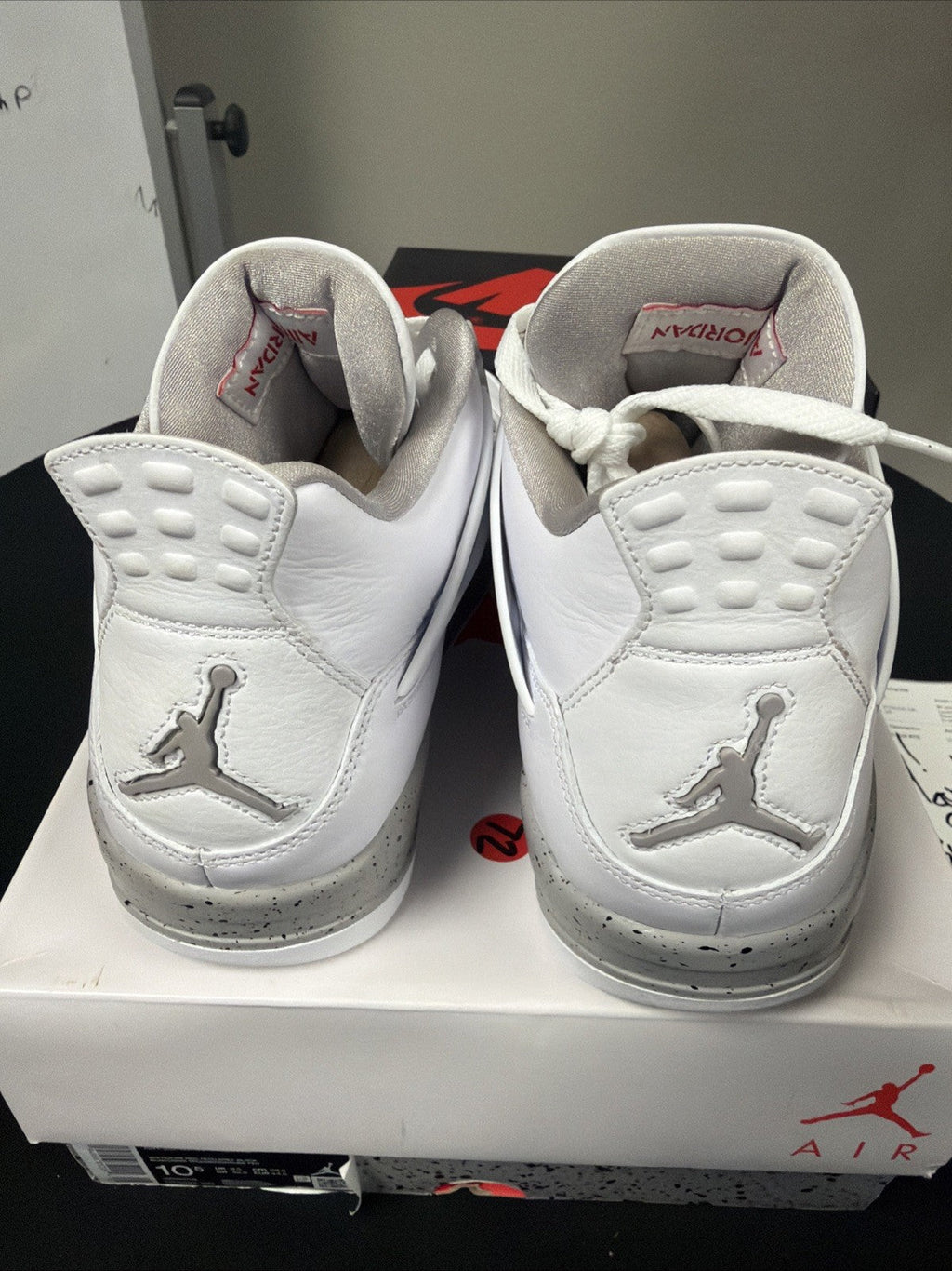 Men's Air Jordan 4 Retro White Oreo Size 10.5 CT8527-100 - product image from the listing.