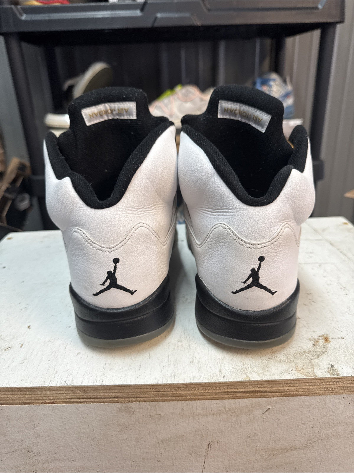 "Olympic Gold" Size 11 - Nike Air Jordan 5 Retro - product image from the listing.