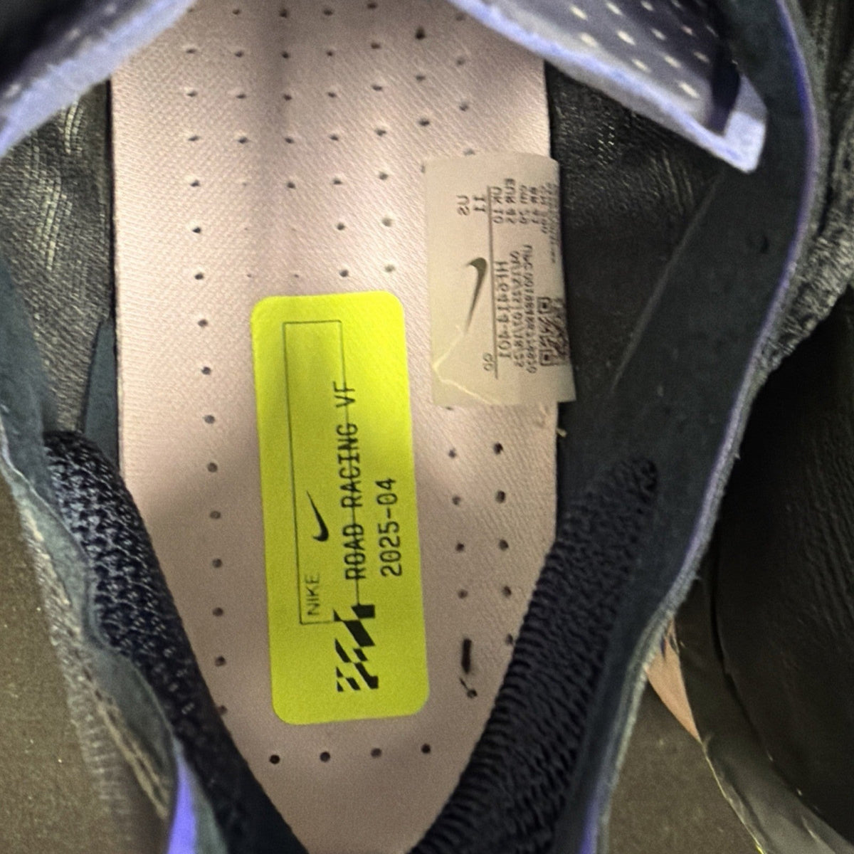 Men's Nike ZoomX Vaporfly Next% 4 Size 13 HF6414 401 - product image from the listing.