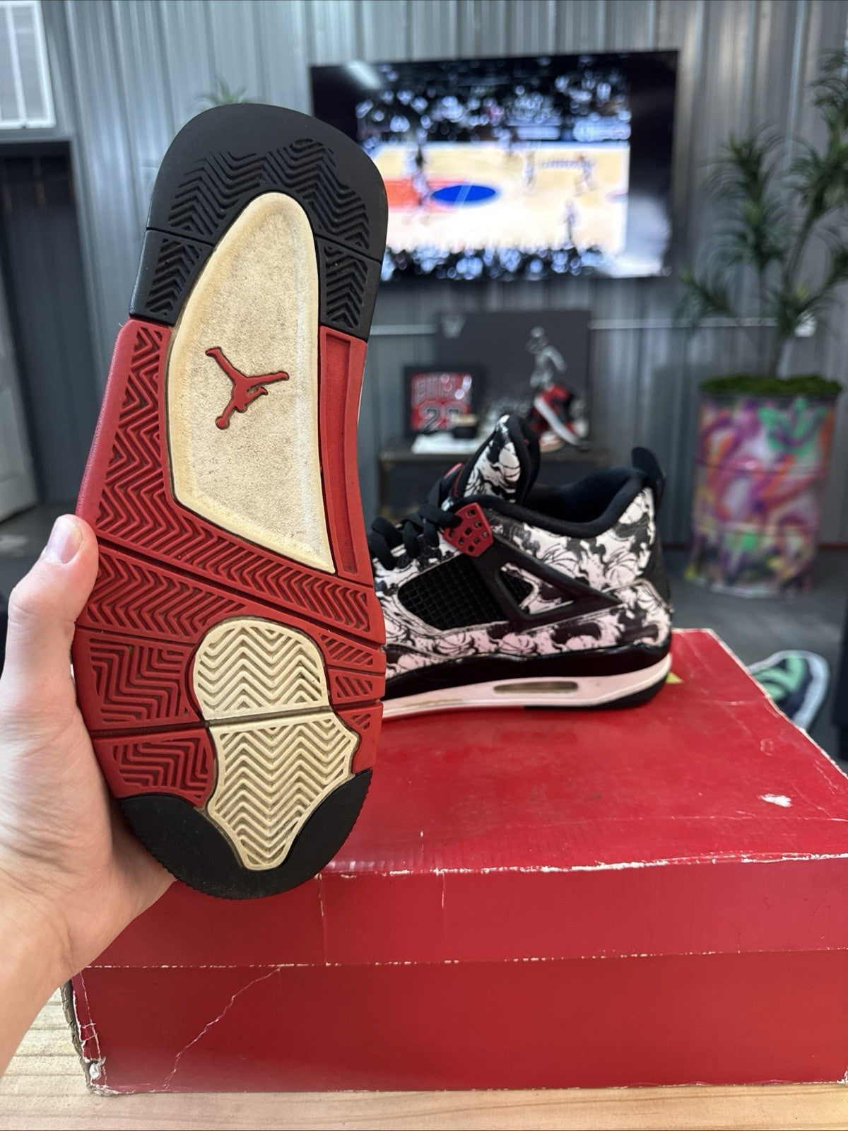 "Tattoo" size 11 - (2018) Jordan 4 - product image from the listing.