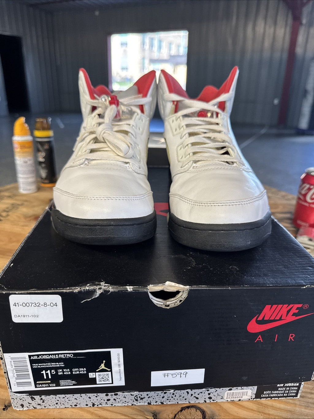 Men's Nike AIR JORDAN 5 FIRE RED 11.5 | Barely Worn - product image from the listing.