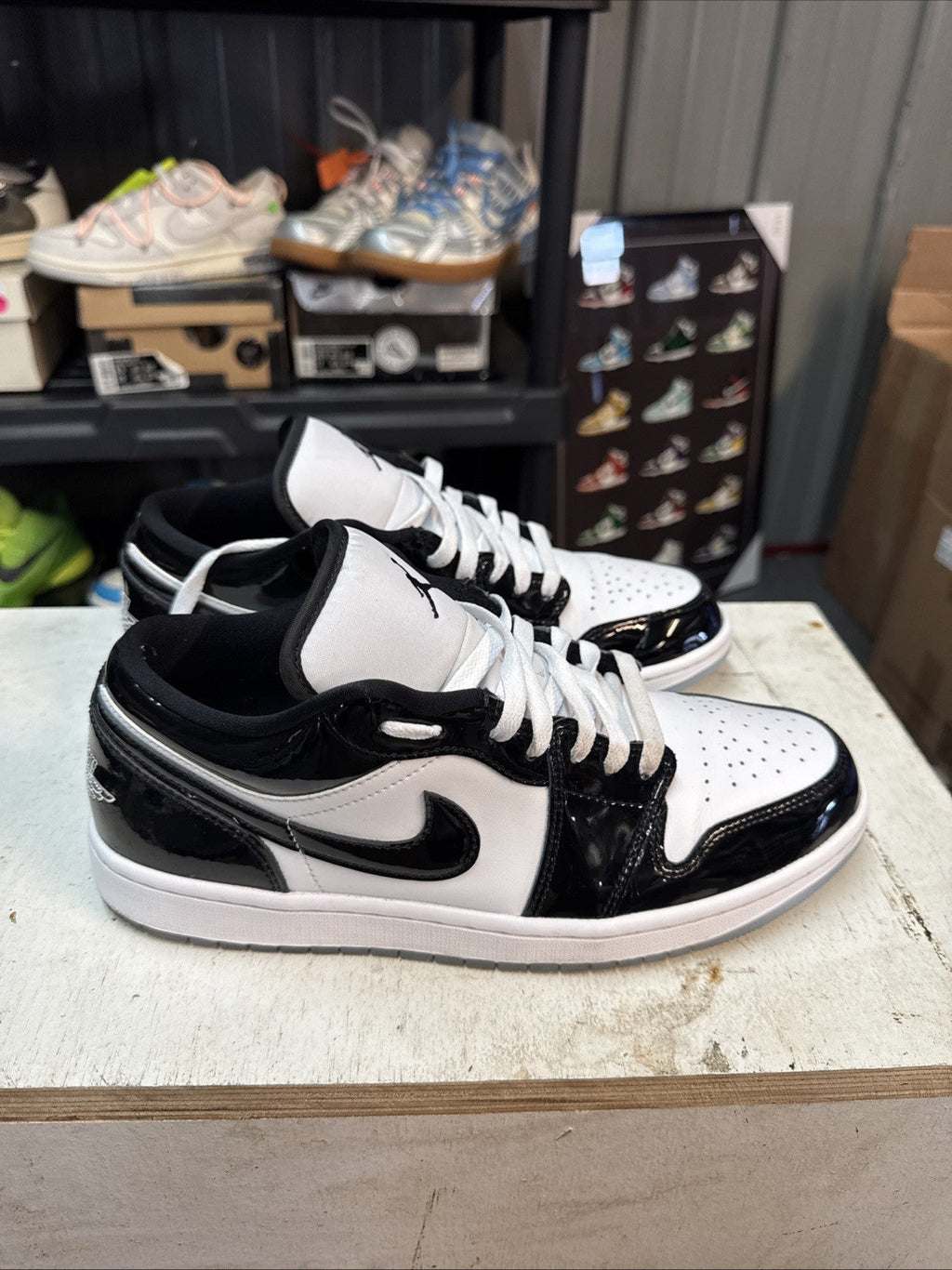 Concord Size 11 | Replacement Box - Air Jordan 1 Low Se - product image from the listing.