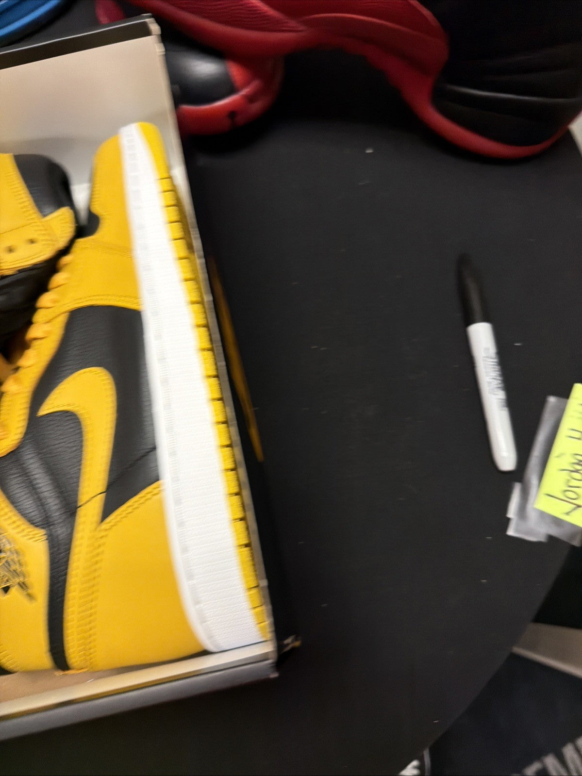 Jordan 1 Retro OG High Pollen - Size 9 - product image from the listing.
